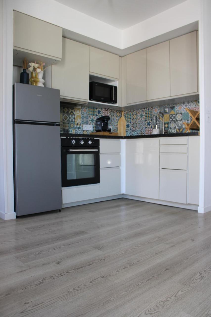 Appartement Elegant Et Lumineux Romainville Exterior foto